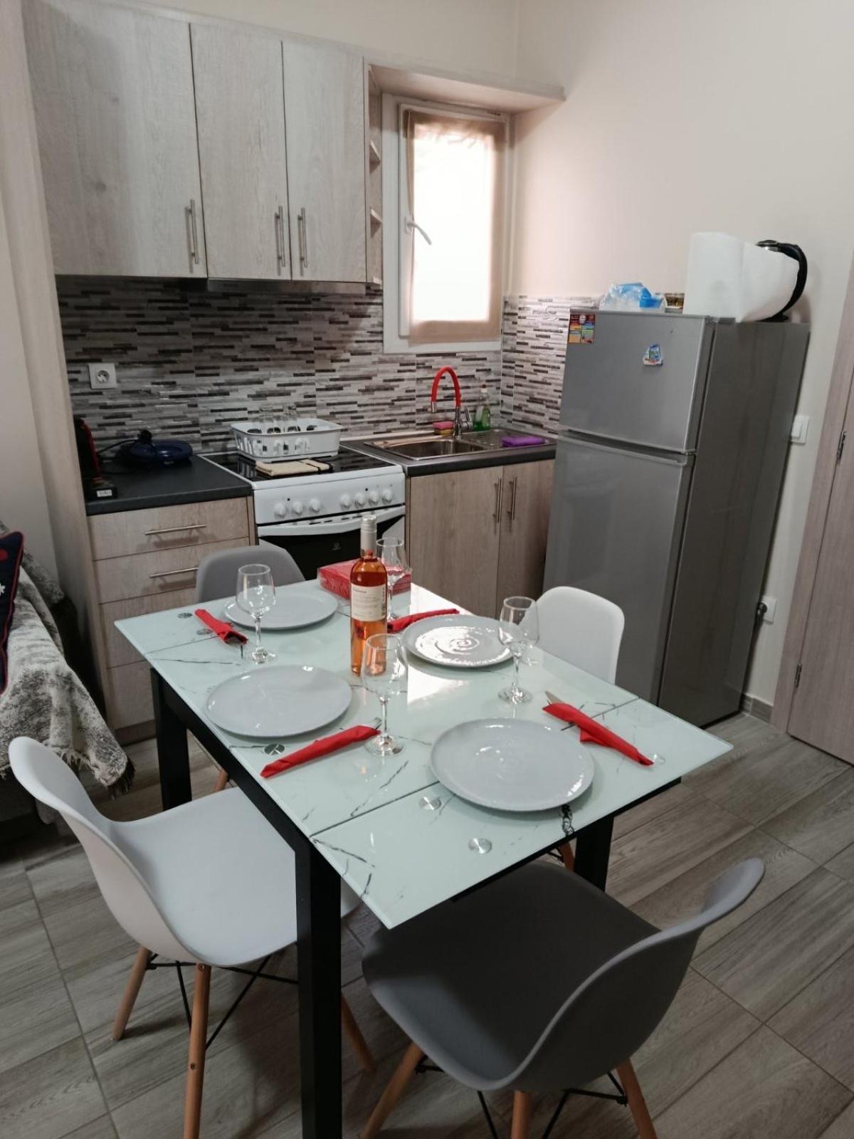 Alimos Apartments Athena Bagian luar foto